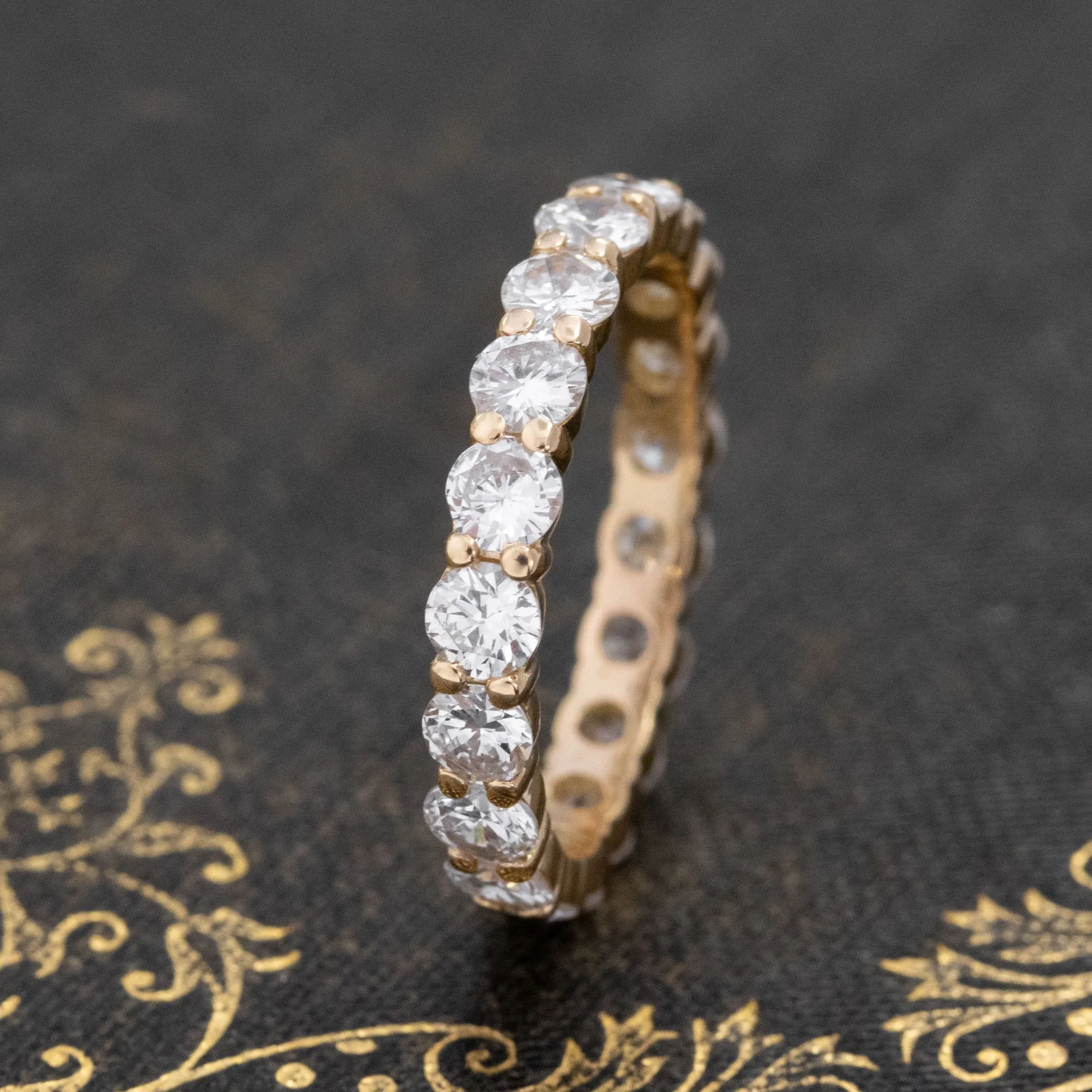 2.50ctw Round Brilliant Cut Diamond Eternity Band
