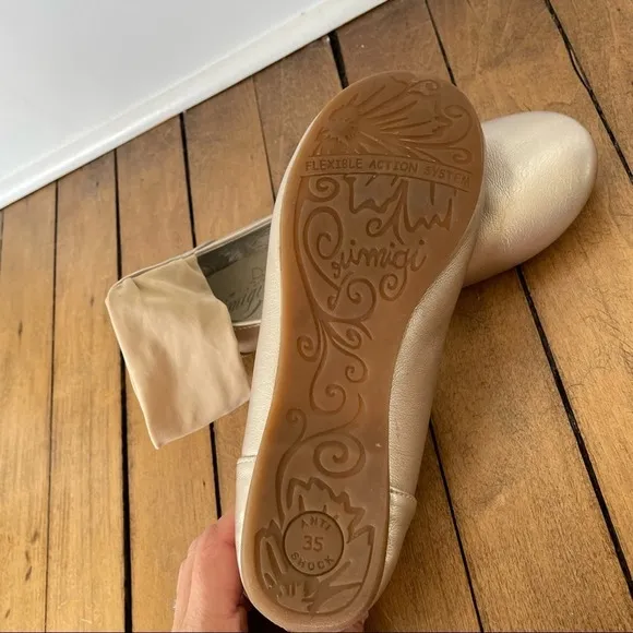 Primigi Nita champagne gold leather ballet flats 35 / 3.5